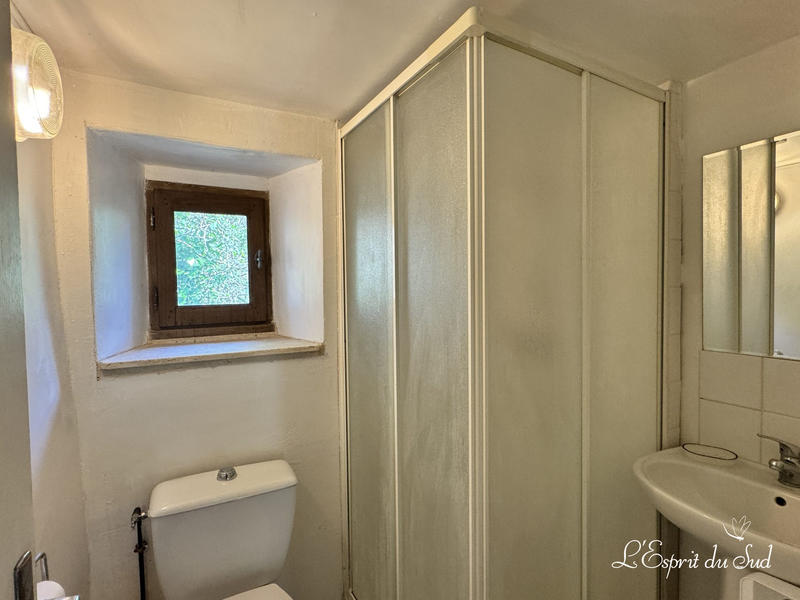 Maison traditionnelle - 1 m² - 6 pièces