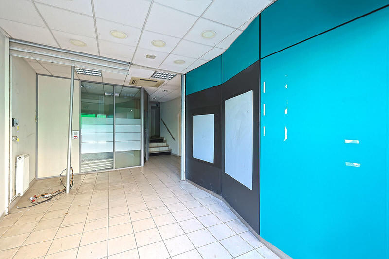 Immeuble - 140 m² - 8 pièces