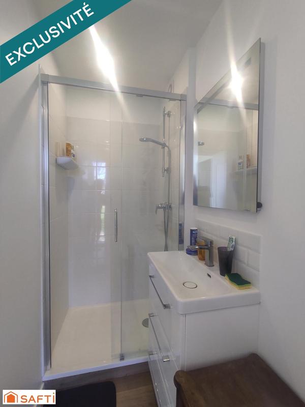 Maison - 275 m² - 8 pièces