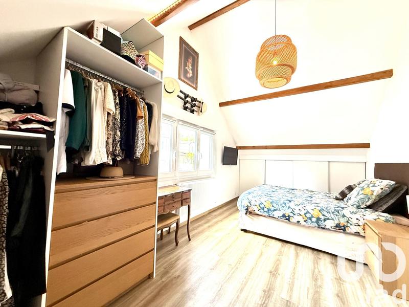 Maison - 111 m² - 5 pièces