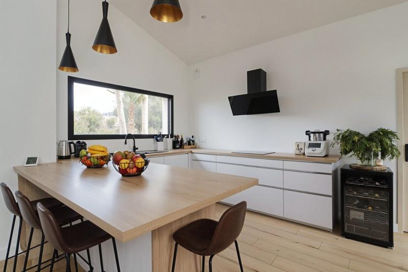 Maison - 145 m² - 5 pièces