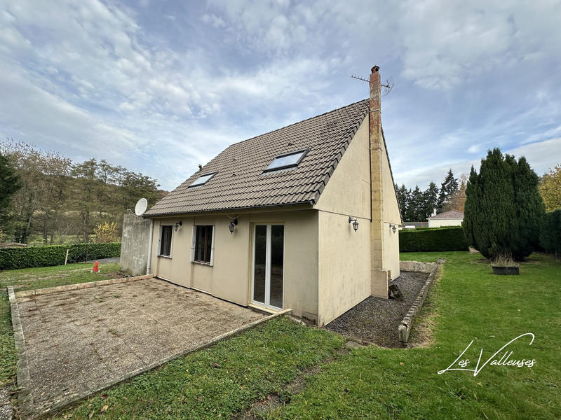 Maison - 94 m² - 5 pièces