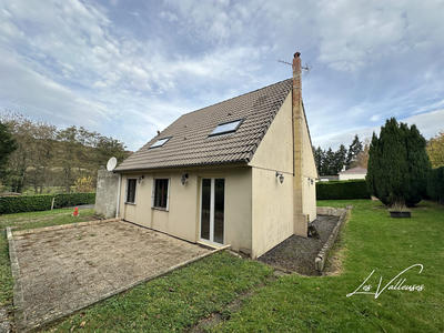 Maison - 94 m² - 5 pièces