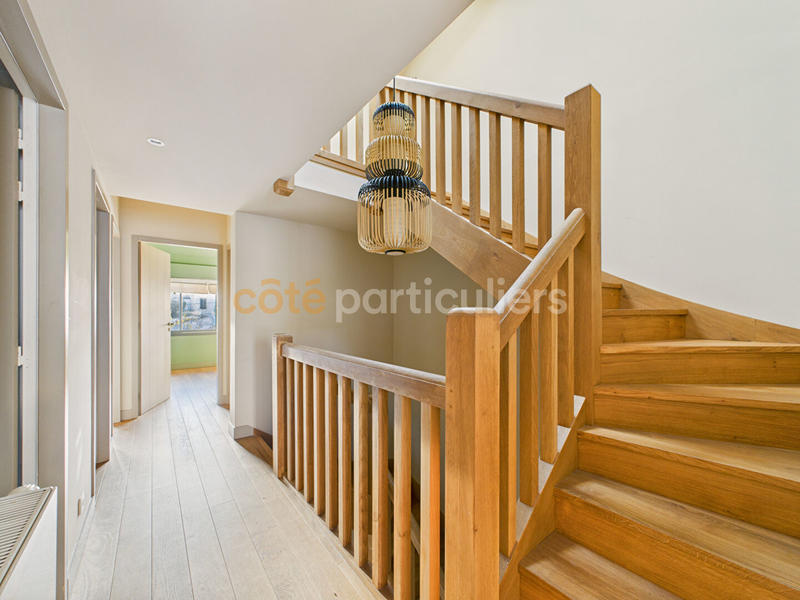 Maison - 194 m² - 7 pièces