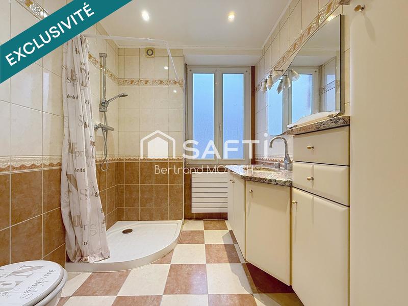 Maison - 77 m² - 6 pièces