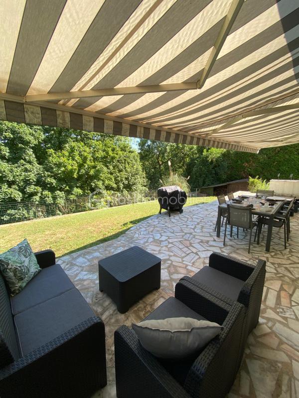 Maison - 141 m² - 6 pièces