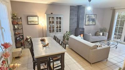 Maison - 91 m² - 6 pièces