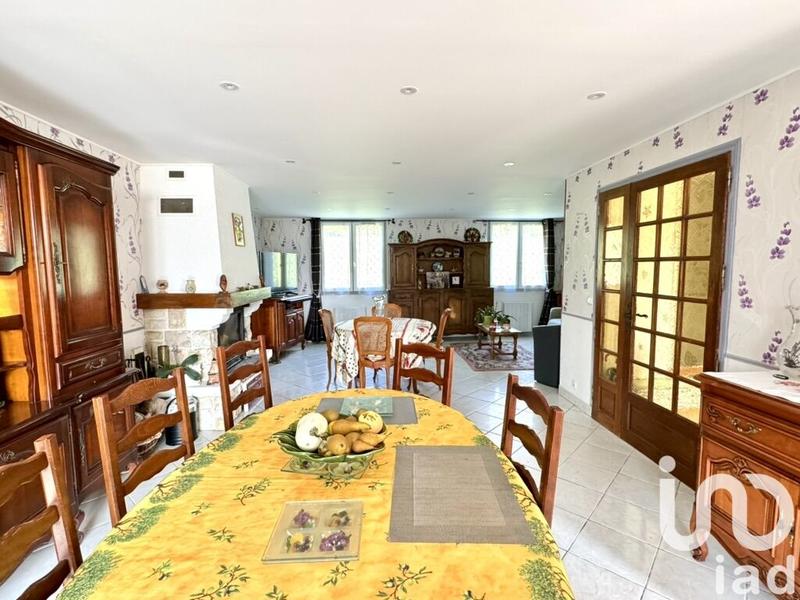 Maison - 200 m² - 6 pièces