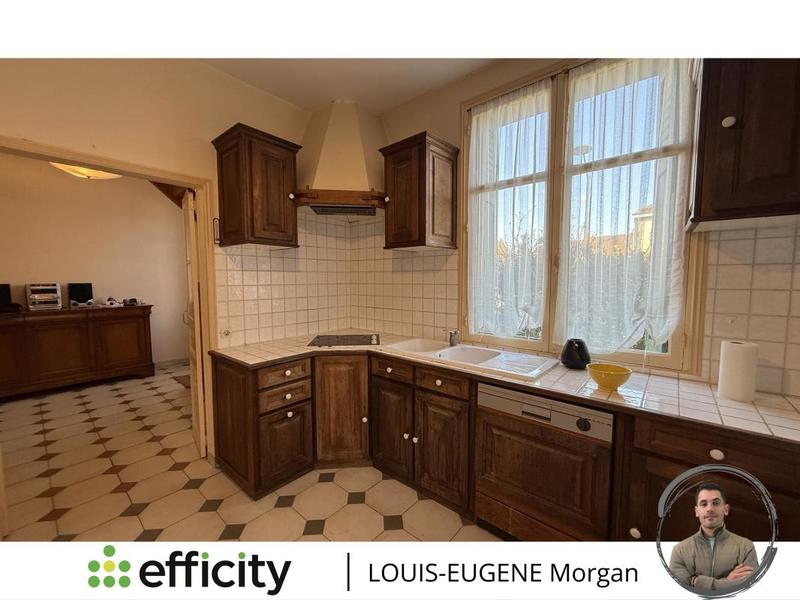 Maison bourgeoise - 92 m² - 5 pièces