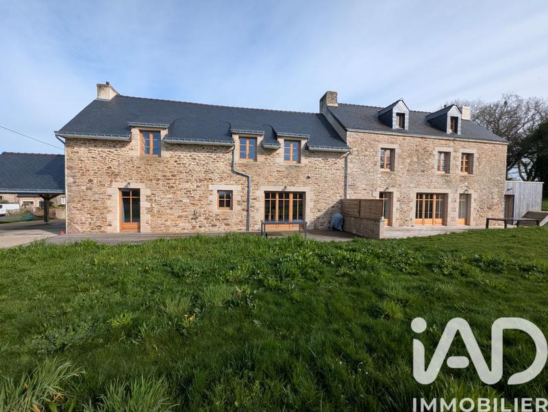 Maison de campagne - 253 m² - 10 pièces
