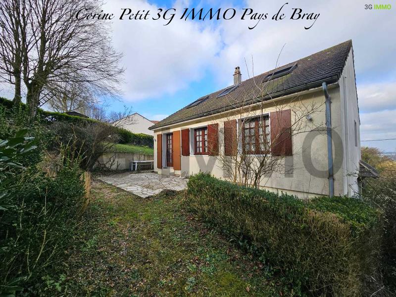 Maison - 90 m² - 4 pièces