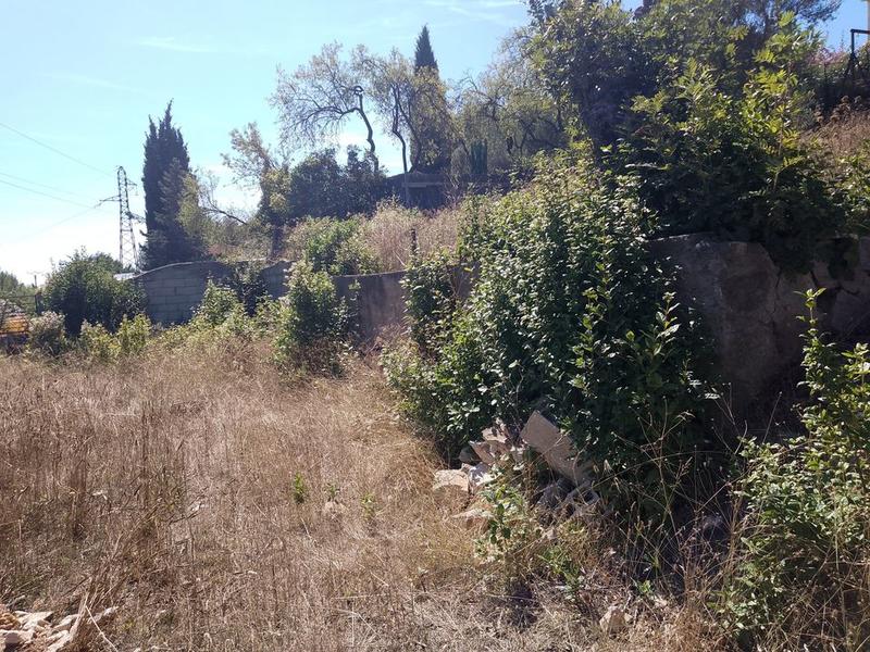 Terrain industriel - 650 m²