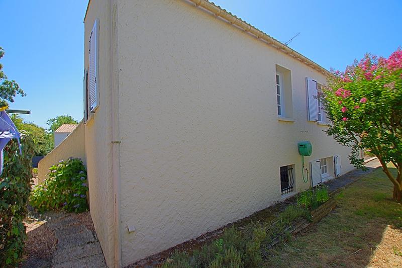Maison - 93 m² - 4 pièces
