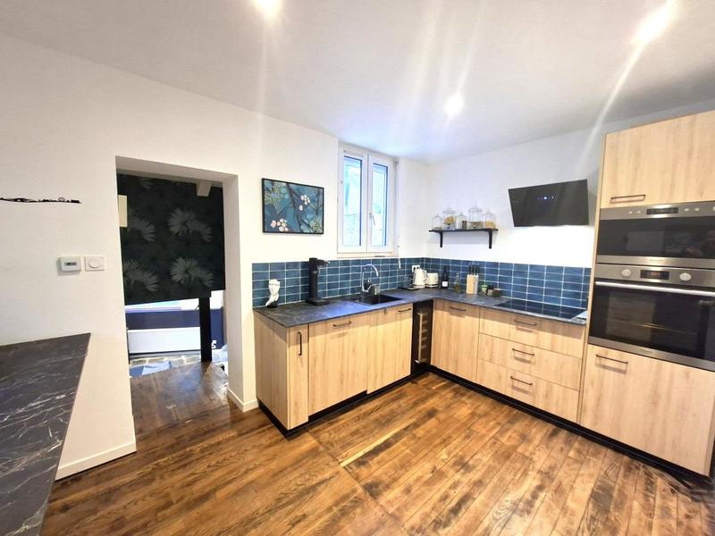 Maison - 90 m² - 3 pièces