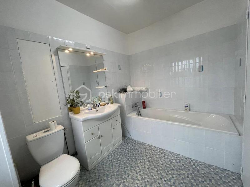 Maison de village - 104 m² - 7 pièces