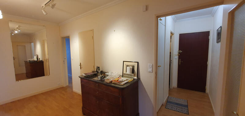 Appartement - 93 m² - 4 pièces