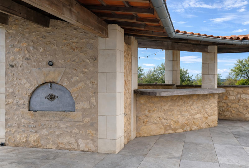 Maison - 255 m² - 7 pièces