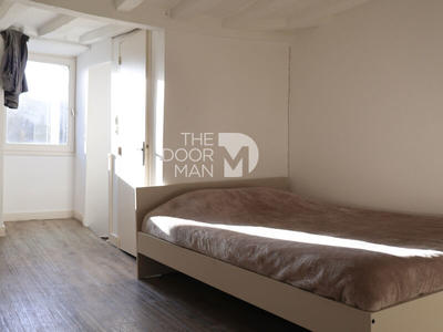 Immeuble - 98 m² - 5 pièces