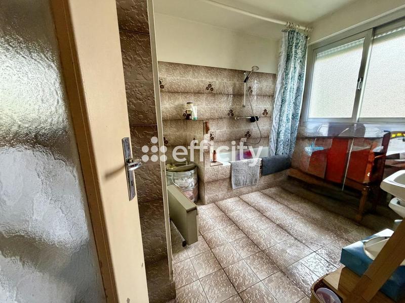 Pavillon - 132 m² - 8 pièces