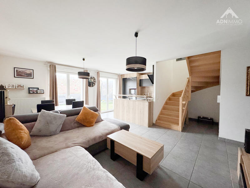 Maison - 85 m² - 4 pièces