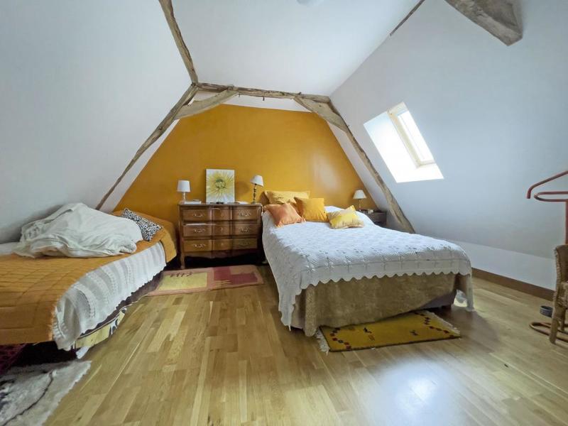 Maison - 96 m² - 4 pièces