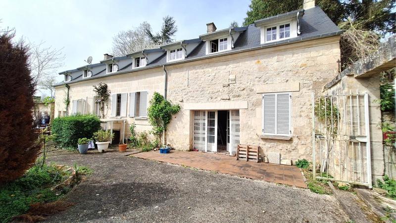 Maison - 160 m² - 5 pièces