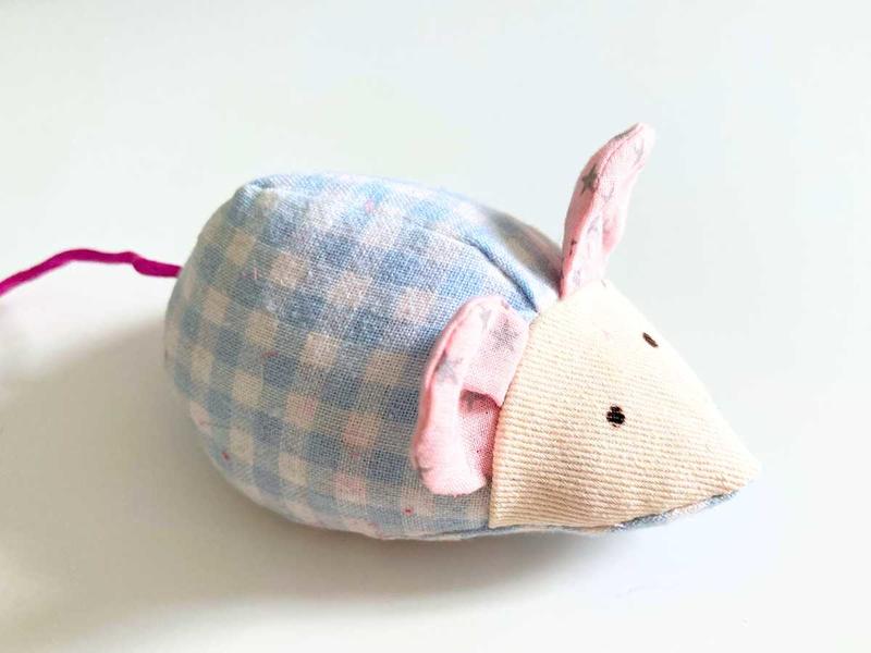 La Cour des arts : atelier : Bestiole en tissu