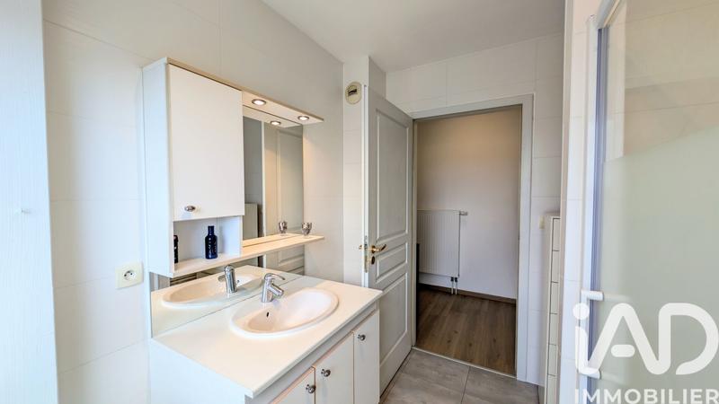 Appartement - 120 m² - 5 pièces