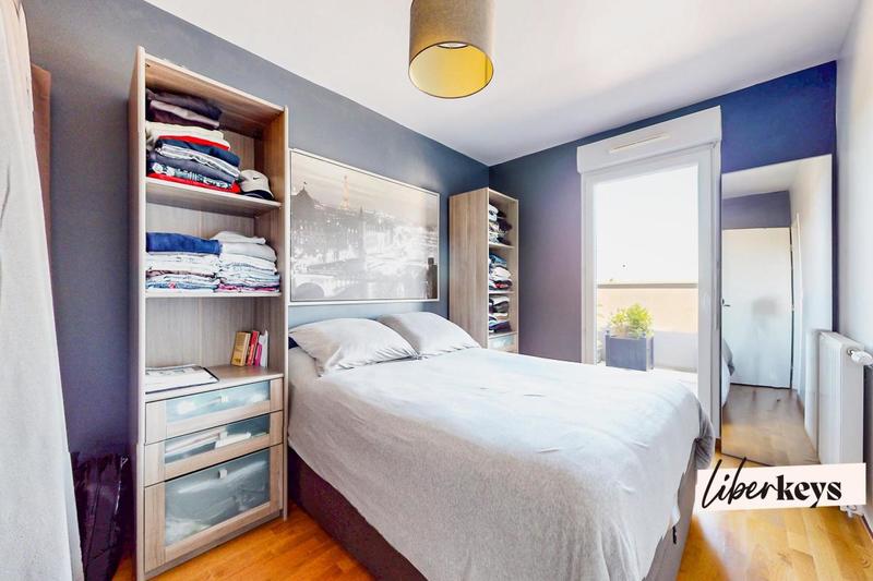 Appartement - 90 m² - 4 pièces