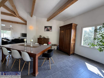 Villa - 183 m² - 6 pièces