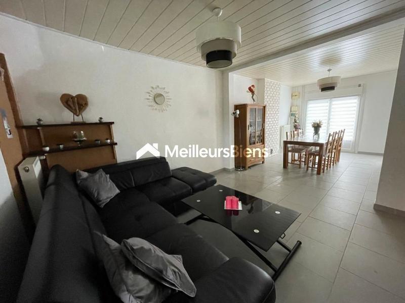 Maison - 138 m² - 7 pièces
