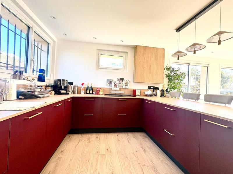 Maison - 100 m² - 4 pièces