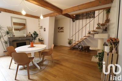 Maison - 262 m² - 7 pièces