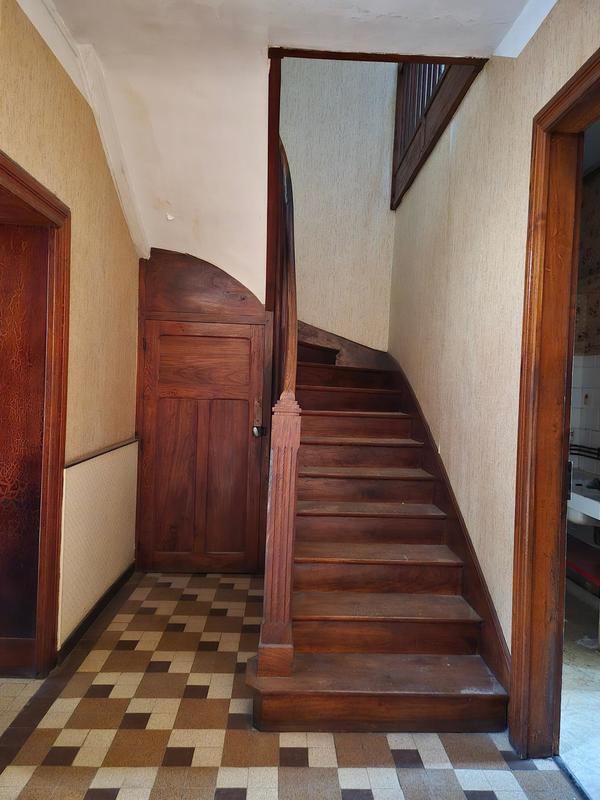 Maison - 162 m² - 8 pièces