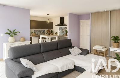 Maison - 95 m² - 5 pièces