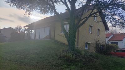 Maison - 137 m² - 6 pièces