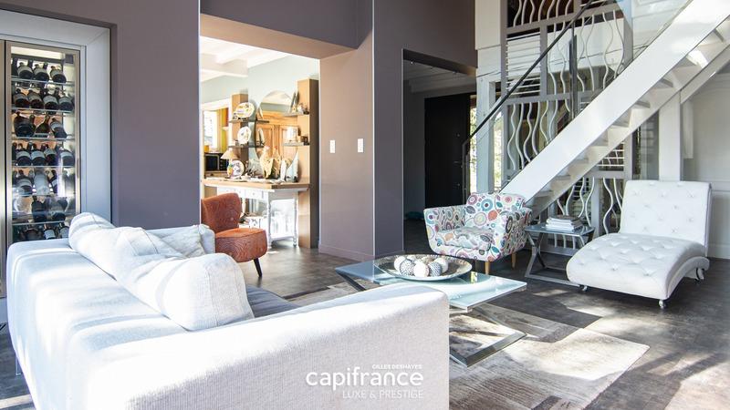 Villa - 226 m² - 8 pièces