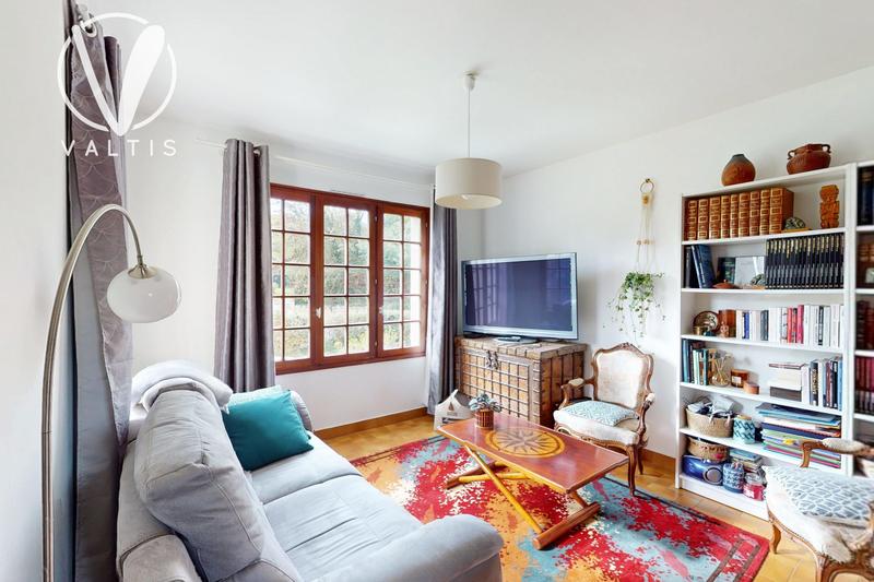 Maison - 99 m² - 5 pièces