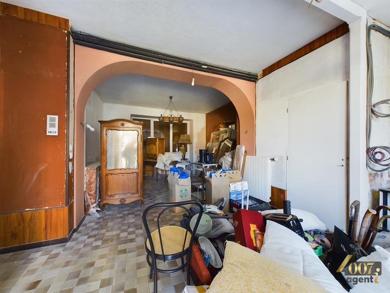 Maison - 243 m² - 9 pièces