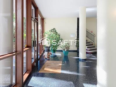 Appartement - 84 m² - 4 pièces