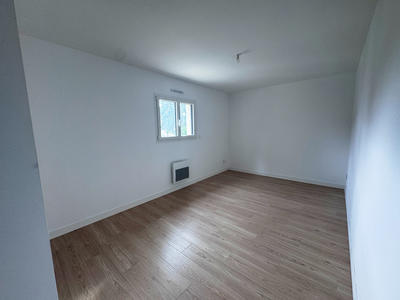 Maison - 85 m² - 3 pièces