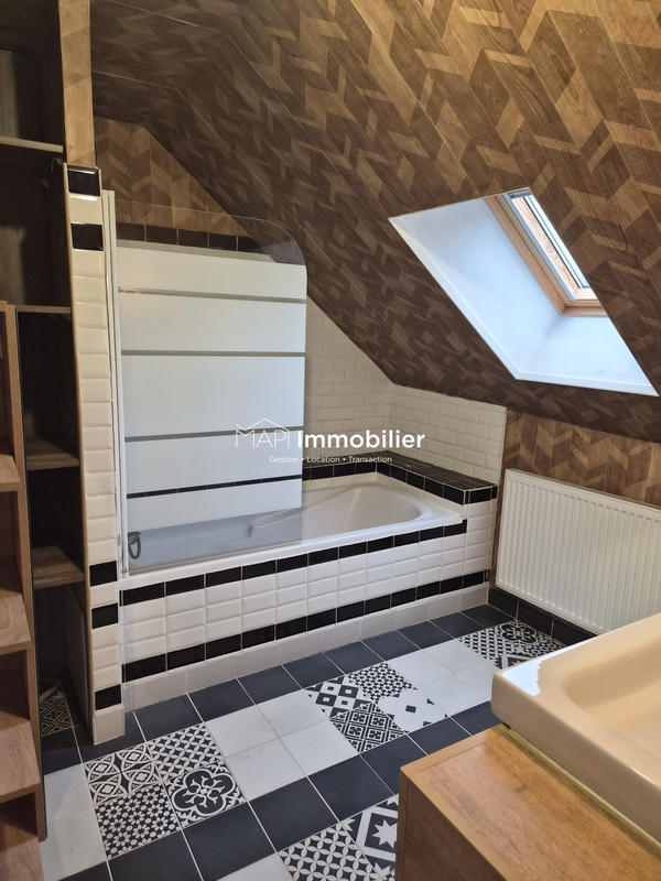 Maison - 76 m² - 4 pièces