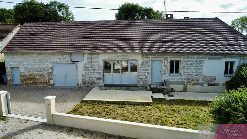 Maison de village - 192 m² - 8 pièces