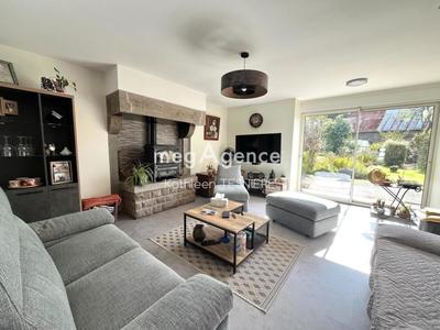 Maison - 105 m² - 4 pièces