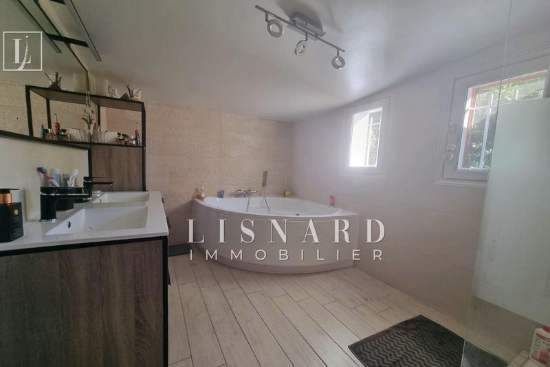 Maison - 125 m² - 4 pièces