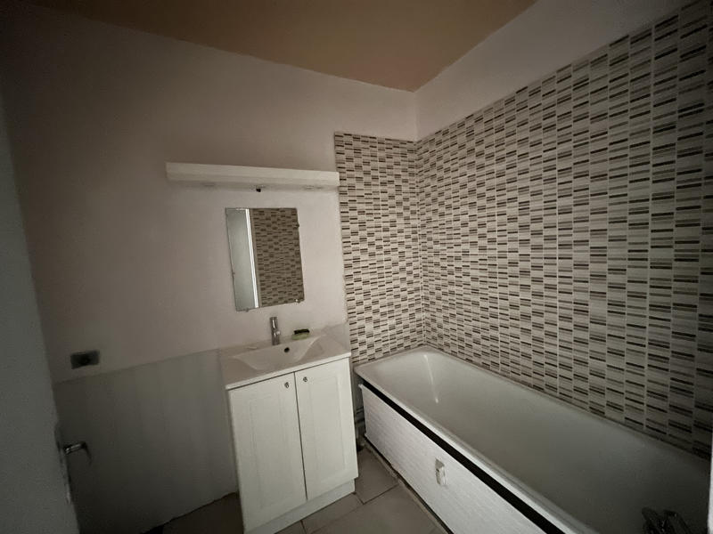 Appartement - 75 m² - 4 pièces