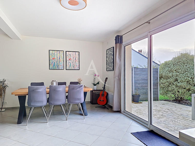 Maison - 117 m² - 6 pièces