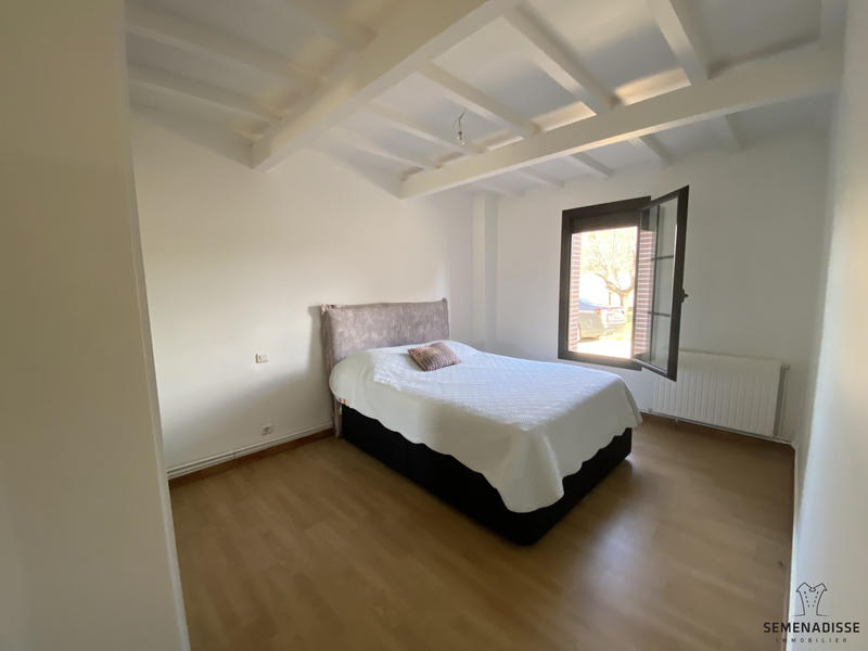 Maison traditionnelle - 327 m² - 5 pièces