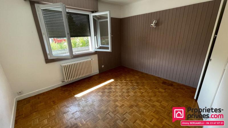 Maison - 232 m² - 9 pièces