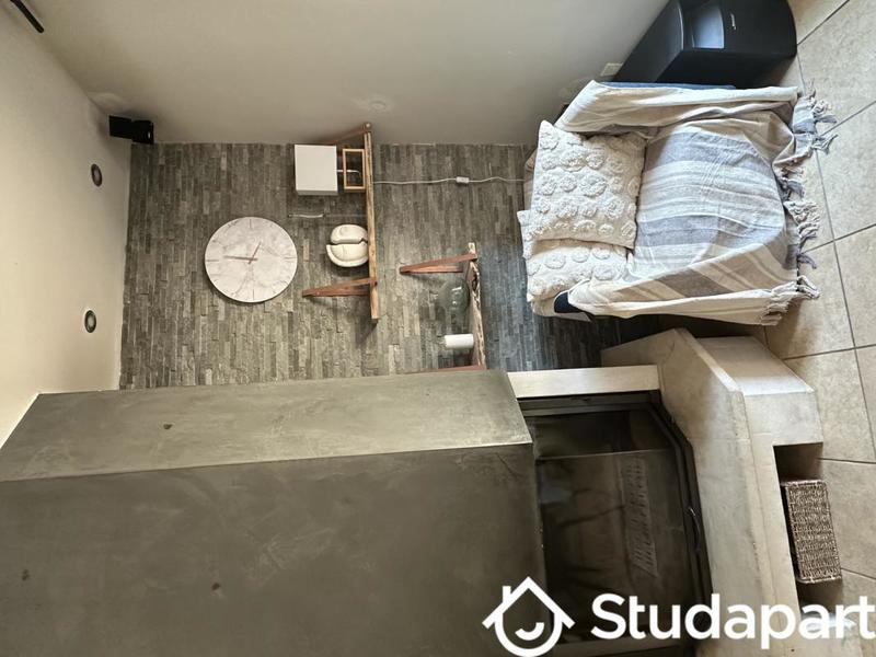 Chambre - 10 m² - 1 pièce